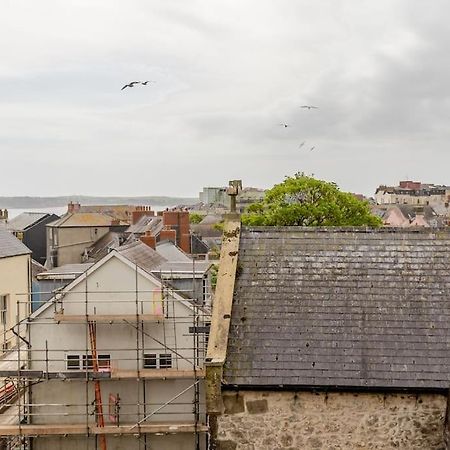 Modern Flat With Island Views In Heart Of Tenby Exterior foto